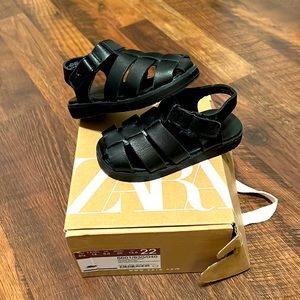 Zara kid sandals size 6 1/2
